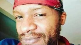 People are laughing at Jaheim for driving Uber